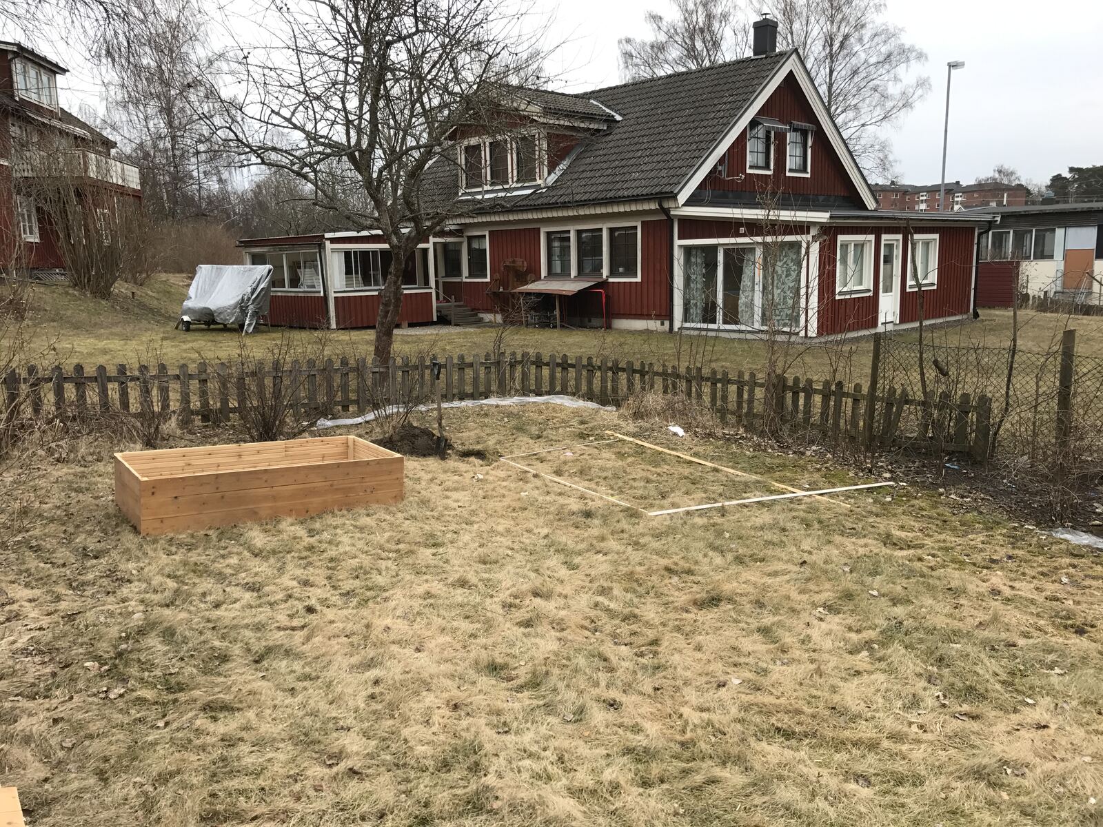 Före – tom tomthörna